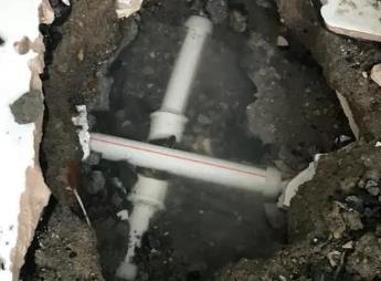 诸暨阳台漏水维修公司为您分享楼上楼下漏水怎么处理